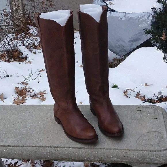 LUCCHESE Tall Riding Boot Sz 9 - Picture 3 of 16